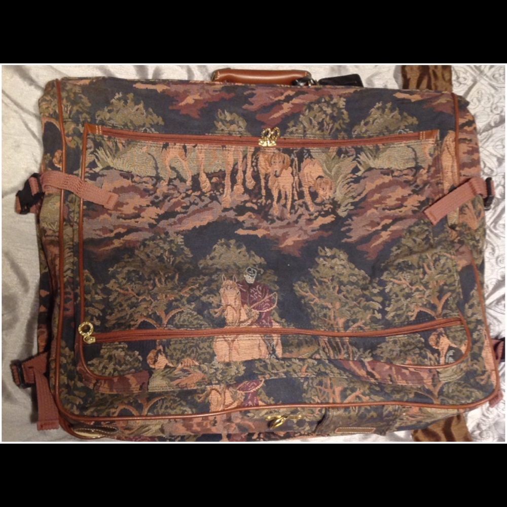 Lexi International Collection Travel Garment Bag